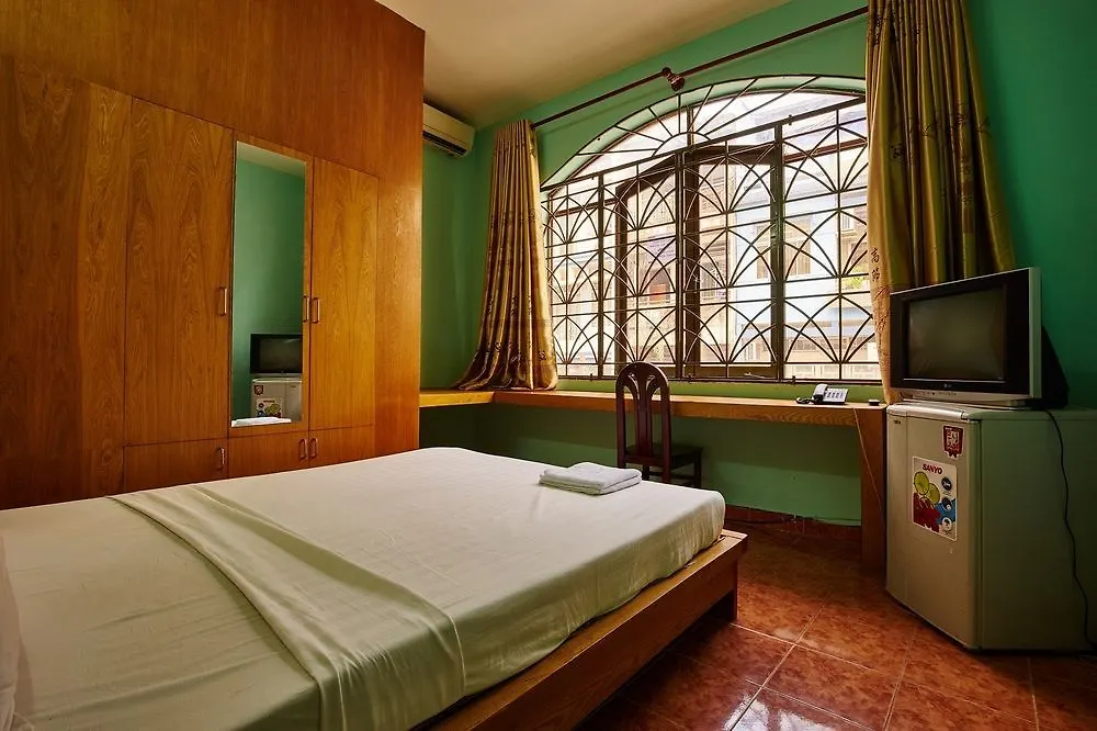 Ha Vy Hotel Ho Chi Minh City