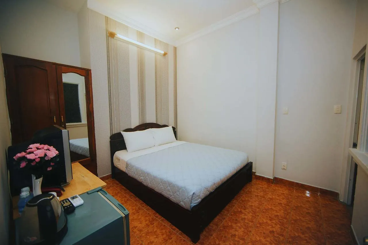 Ha Vy Hotel Ho Chi Minh City 0*,