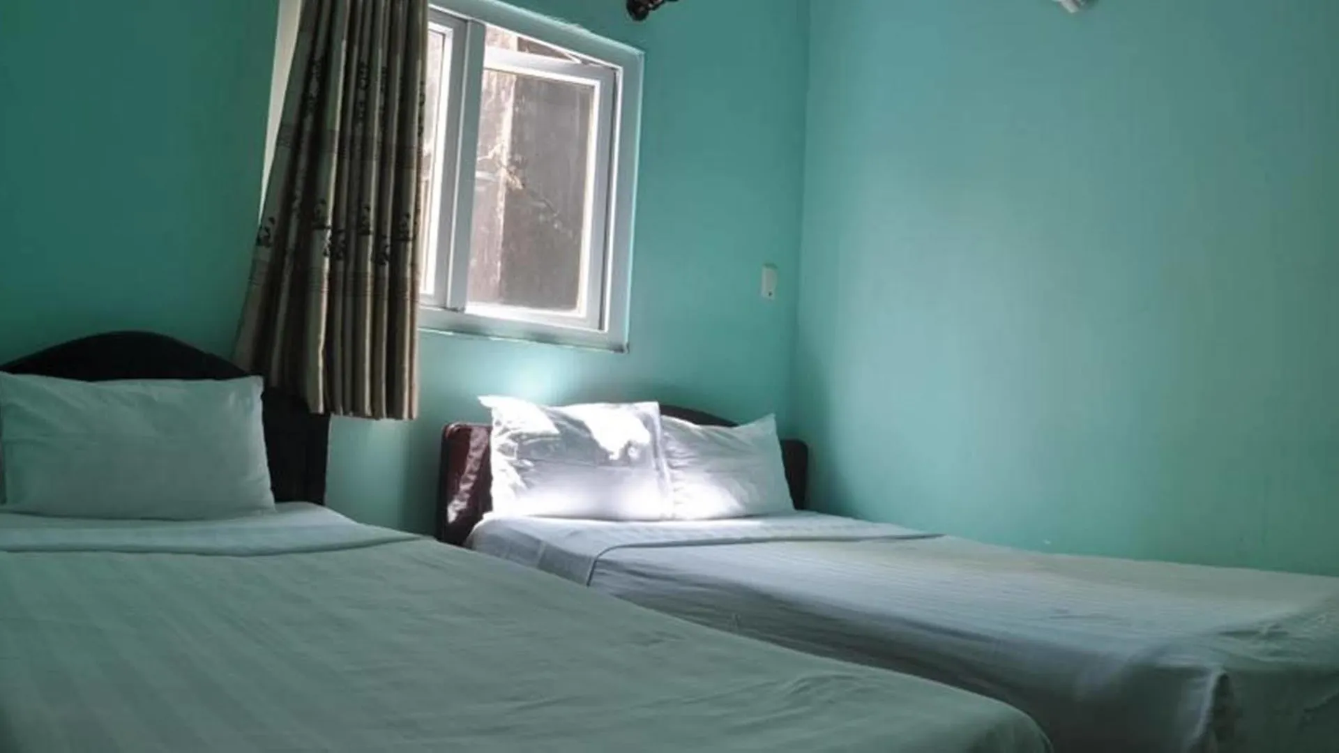 Ha Vy Hotel Ho Chi Minh City 0*,