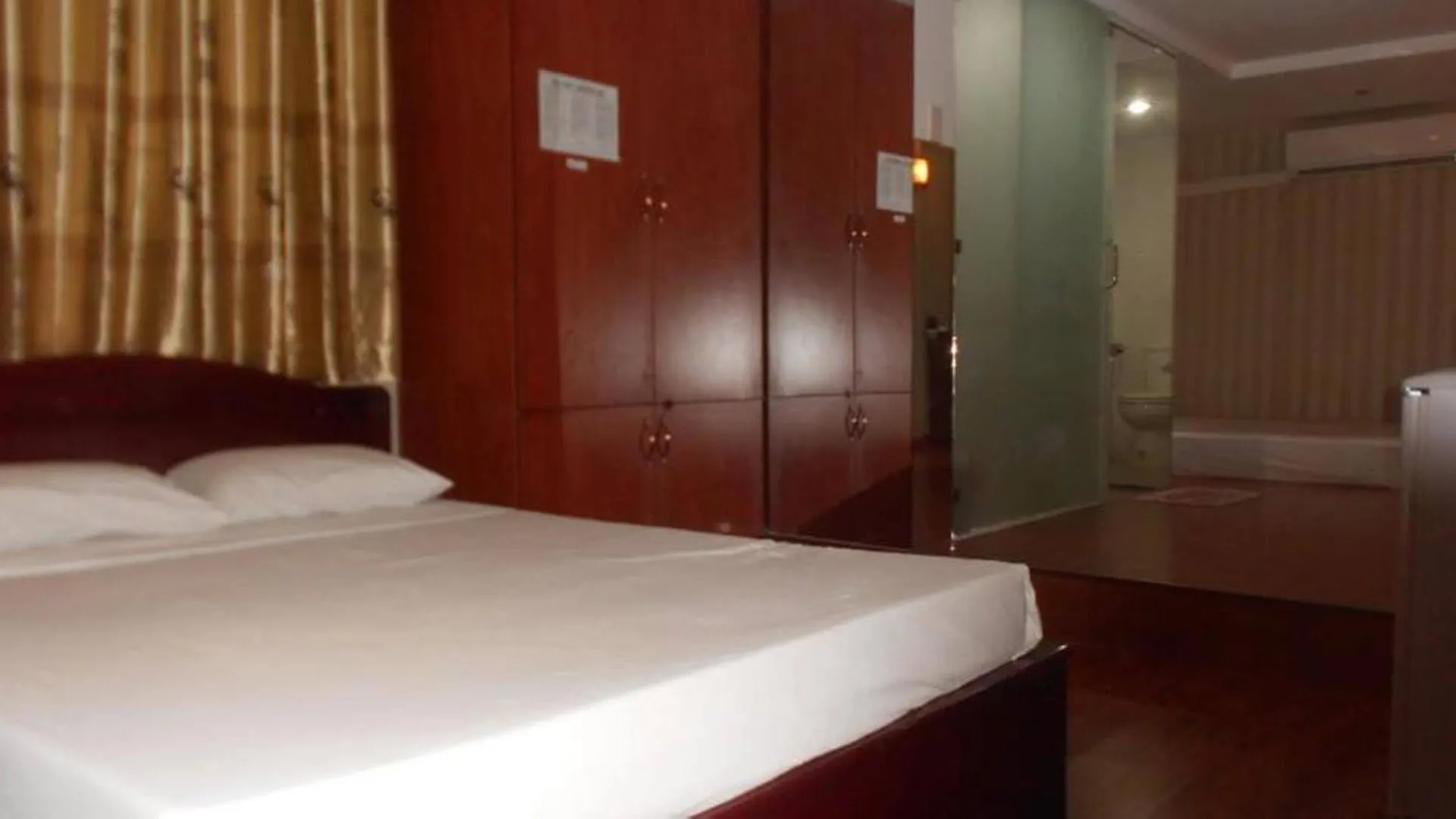 Ha Vy Hotel Ho Chi Minh City Vietnam