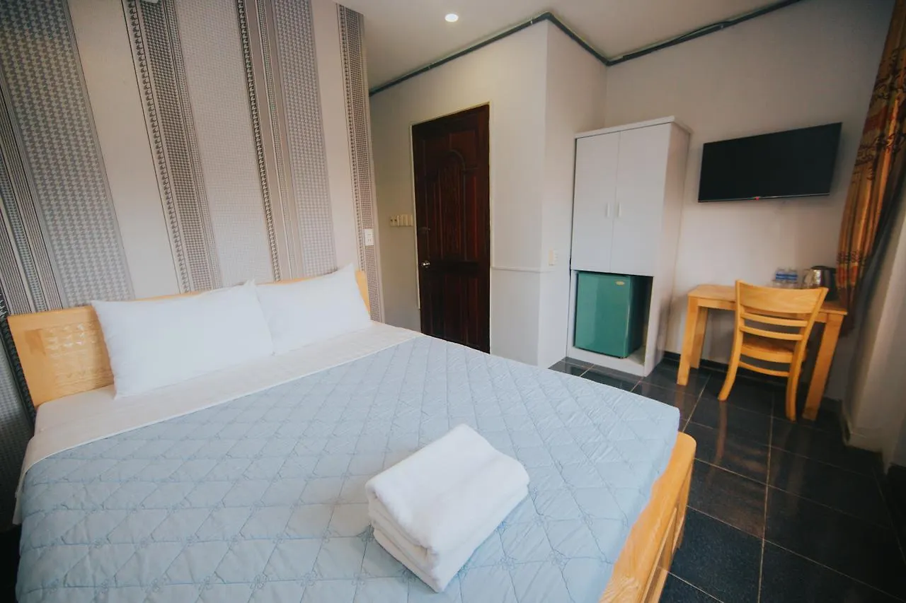Ha Vy Hotel Ho Chi Minh City
