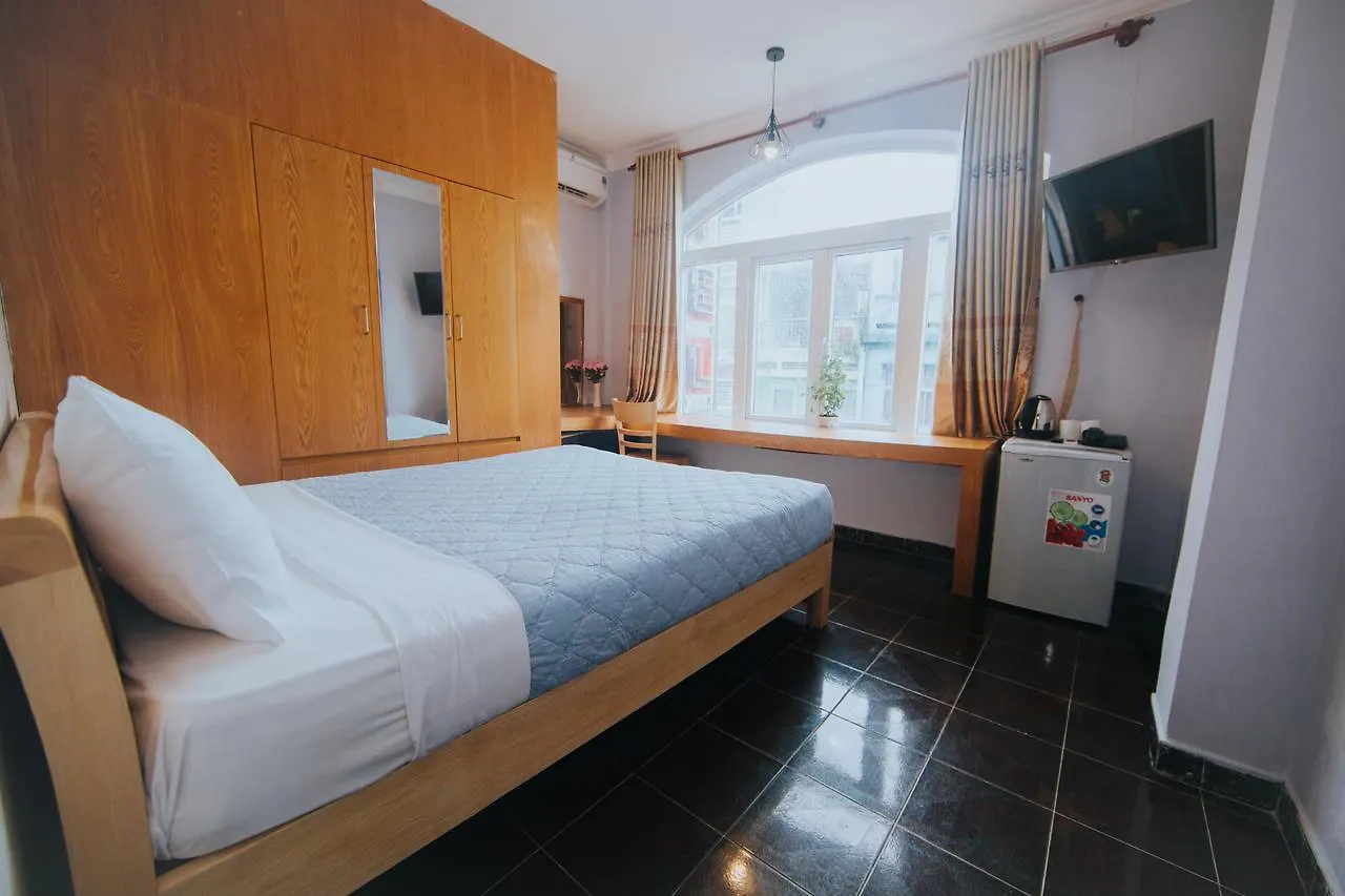 Ha Vy Hotel Ho Chi Minh City